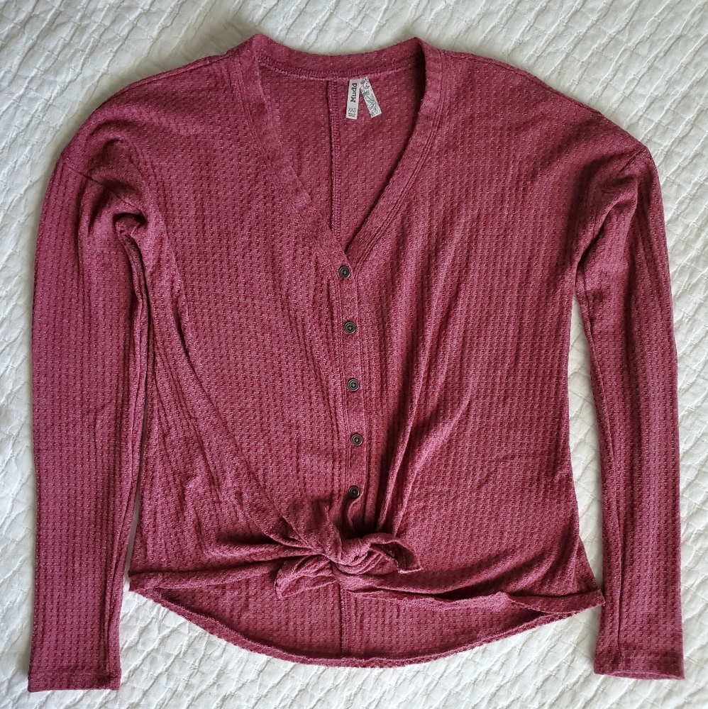 Mudd button tie knot thermal